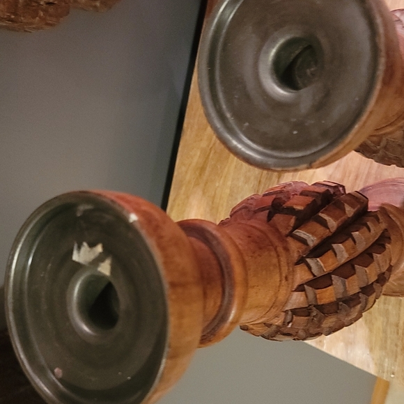 Final $! Vintage ihi India candlestick holders 2 pineapple diamond design wood - Picture 8 of 8